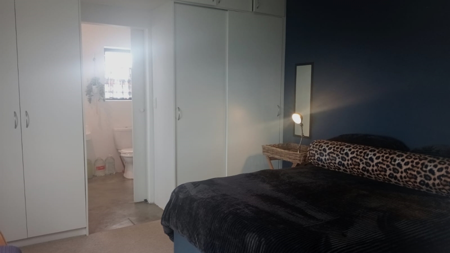 To Let 1 Bedroom Property for Rent in Vermont Western Cape